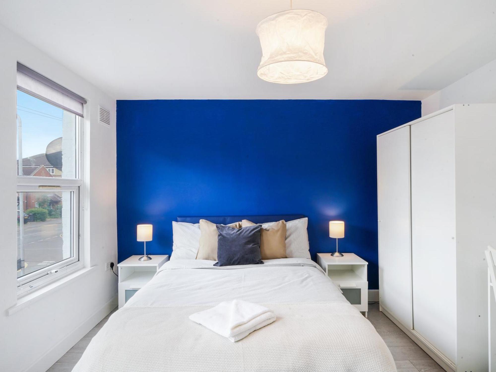 Large Home For Contractors & Families - Garden & Amenities London Ngoại thất bức ảnh